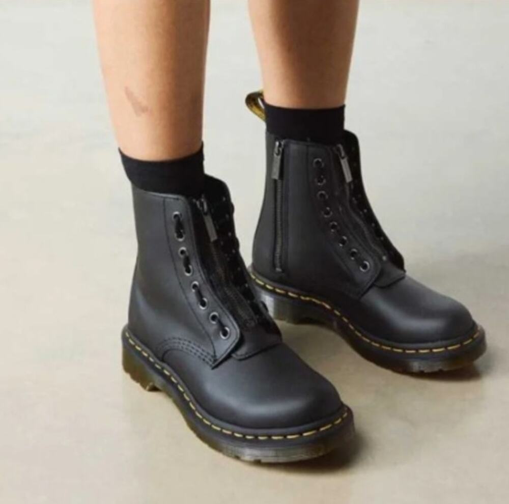 Dr. Martens 1460 Pascal Nappa Front Zip Boots Combat Black Leather Womens Size 7